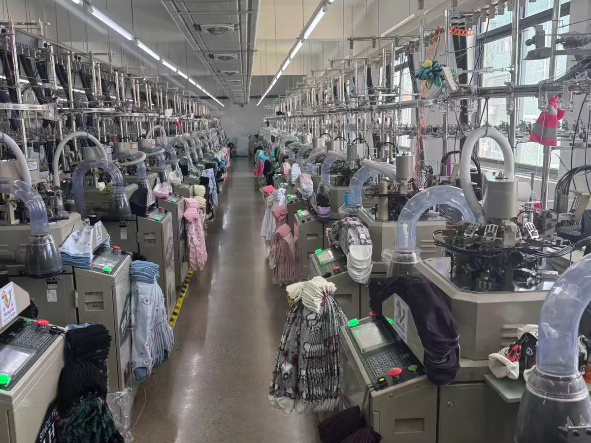 Sock knitting workshop for plus size sock manufacturing